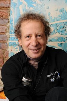 Howard_Bloom_Wikipedia_Portrait