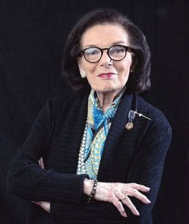 a7b5e7_5196936d99a8411ebabd3484cc0fb13d