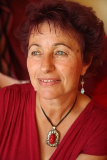 deanna-in-her-red-tent