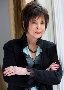 #713037- Maysonave-Author Photo 3