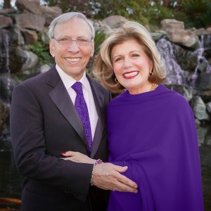 RM_EOM-Pro_hi-res_purple_1 2